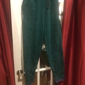 Chic sweatpants